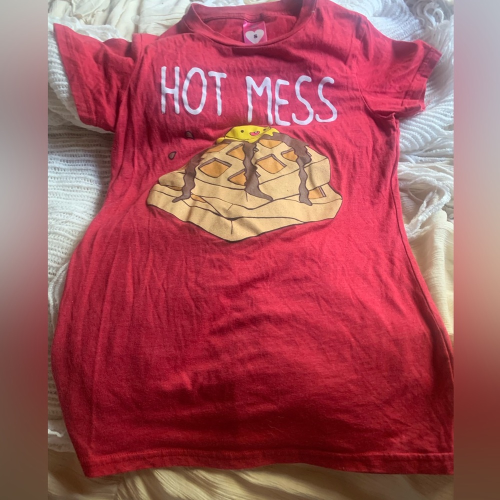 BRAND NEW HOT mess vintage tee